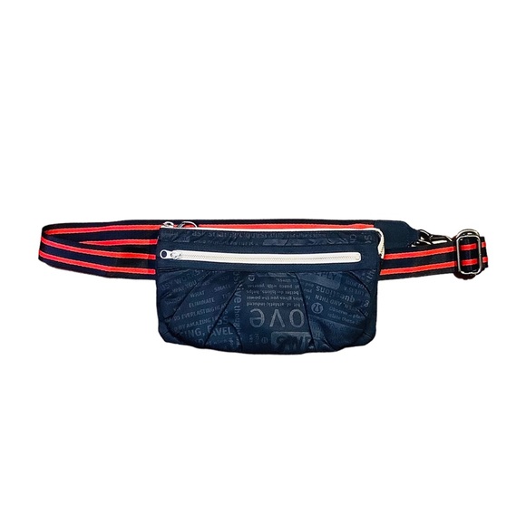 Lululemon Belt Bag / Fanny Pack. 
Pristine Condition. - Picture 2 of 5